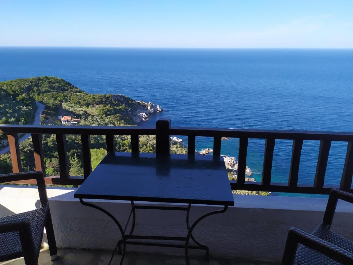 Triple Studio Apartment In Mylopotamos Beach Tsagarada Luaran gambar